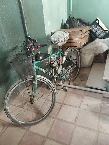 vlosipet: Benzin mühərrikli velosiped - Çərçivə: klassik şəhər tipli, 28" — 2