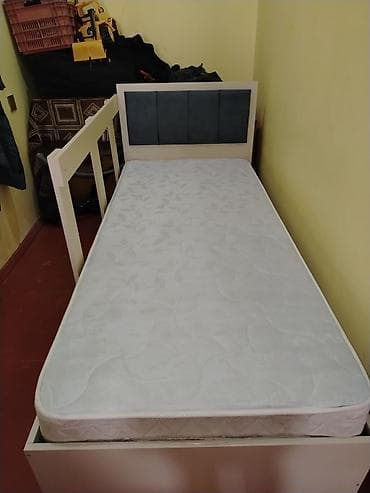 Təknəfərlik çarpayı, Bazasız, Matras ilə, Siyirməsiz