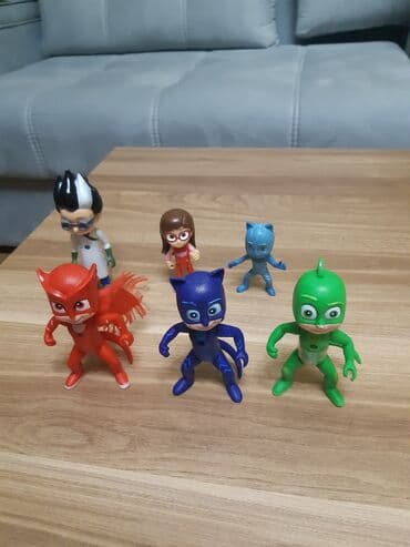 Герои в масках. Адрес: Монтин lalafo.az -da Герои в масках. Адрес: Монтин