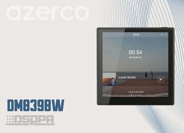 mp 3 player: Qara rəngdə olan, kvadrat formalı musiqi pleyeri. Ekranında cari vaxt — 2