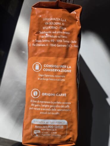 Газированные напитки: LavAzza original — 3
