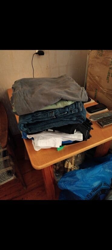 ag koynekler instagram: 1-i,1azn.L,40,(R)
20,ədəddən,aşağı,mal 
satılmır.

Kişi,Qadın,Uşaq — 14