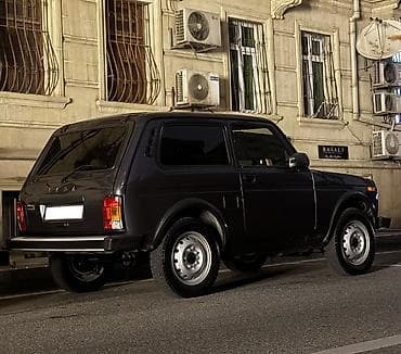 Автозапчасти: ВАЗ (ЛАДА) 4x4 Нива: 1.7 л | 2021 г. 85000 км Внедорожник — 5