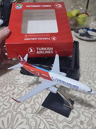 Bitkilər üçün dibçəklər: Fiqur, rəng - Qırmızı — 1