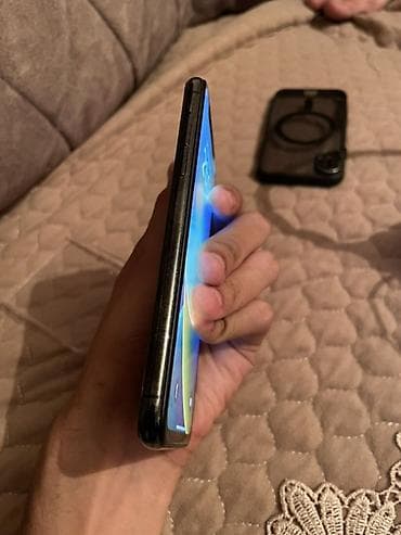 iphone x 200: IPhone X, Qara, Face ID — 3