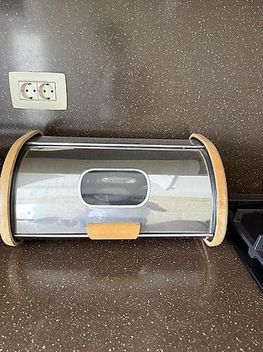 Çörək qabı – paslanmayan polad və ağac kombinasiyası - Material