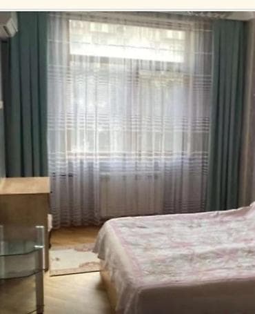 Təknəfərlik çarpayı, Komod