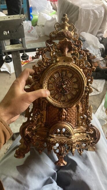 topdan saat: Masaüstü saatlar, Elektron — 1