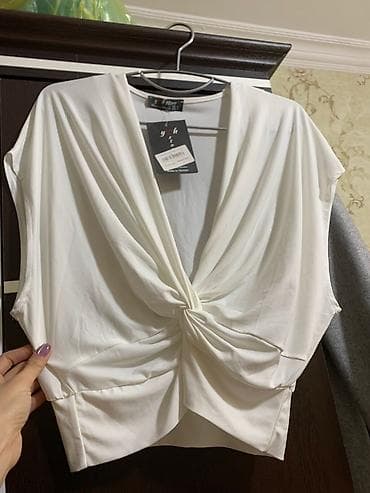 ağ yupka: Ağ rəngli qısa top/bluz - Marka: Y&K (etiketli), Made in Turkey - — 1