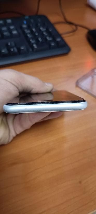 iphone se 2020 kredit: IPhone SE 2020, 128 GB, Ağ, Simsiz şarj — 5