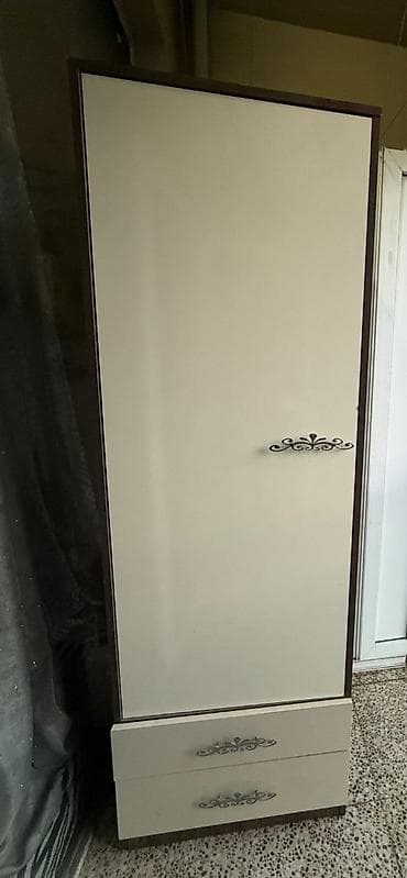 metbext dolabi: Ağ rəngli iki qapılı paltar dolabı - Minimalist dizayn, ağ korpus və — 5