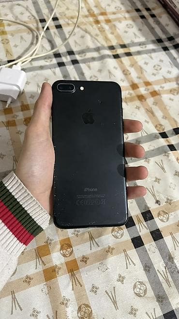 filter su: IPhone 7 Plus, 128 GB, Jet Black, Barmaq izi — 2