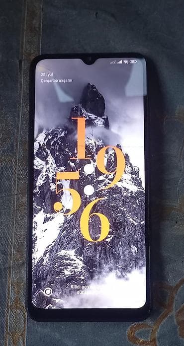 redmi 15 ikinci el: Redmi 12C, 128 GB, rəng - Qara, Qırıq — 2