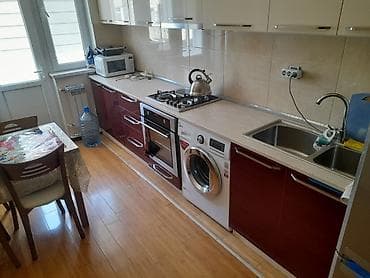 bayil ev: 3 otaqlı, Yeni tikili, 6 kv. m — 2
