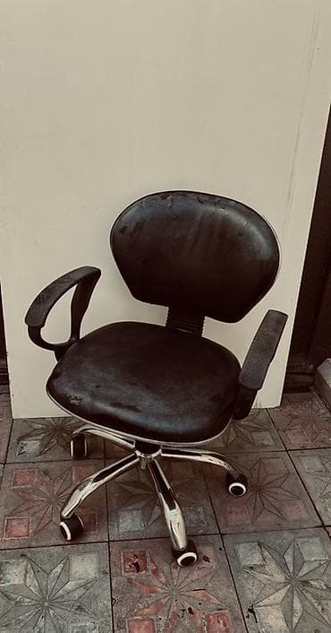 Ofis/studiya üçün təkərli iş kreslosu lalafo.az -da Ofis/studiya üçün təkərli iş kreslosu