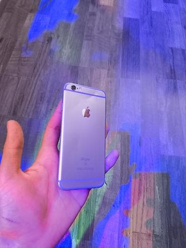 ipad qiyməti: IPhone 6s, 16 GB, Gümüşü, Qırıq — 9