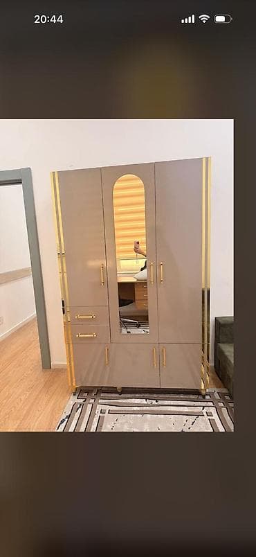 dairevi masa: Yeni, 3 qapılı, Güzgülü, Bej, Açılan, Düz dolab — 1