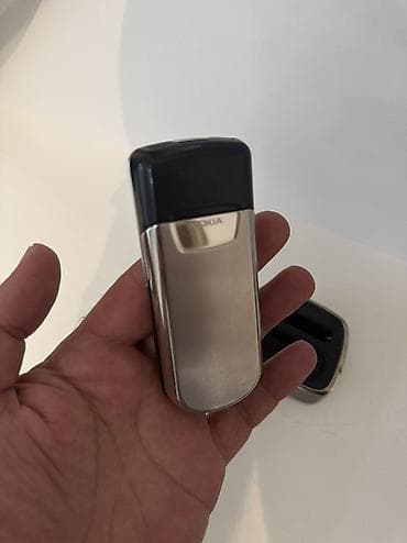 Nokia 8 Sirocco, < 2 GB Memory Capacity, rəng - Gümüşü, Düyməli — 3