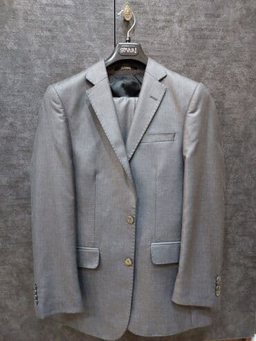 Suvari.baha alinib 130 azn 1 defe geyilib 40-42 razmer uygun.tep