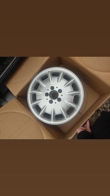 mercedes ml 320: Mercedes şam disklər satıram. super vəziyyətdədir, çat sınıq yoxdur — 3