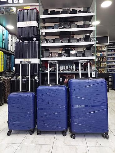 Məhsul: 3-lü sərt korpuslu çamadan dəsti - Rəng: göy - Material