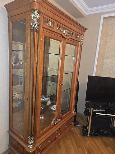 stenka mebel: Kral mebeldən 20000 usd alınıb. Klassik üslubda qonaq otağı üçün mebel — 3