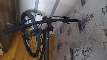 matorlu yesevet: Trek Marlin 5 dağ velosipedi - Çərçivə: yüngül alüminium hardtail — 2