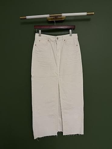 stradivarius xs: Stradivarius ağ denim ətək Aliş qiymeti: 89 AZN YENİ! - Model: midi — 1