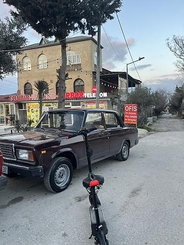 velosiped oturacağı: Elektrikli skuter – oturacaqlı model - Rəng: qara, qırmızı detallarla — 6