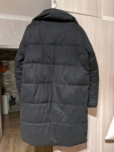 qış üçün sintepon qadın gödəkçələri: На продаже зимний теплый пуховик, удлиненная куртка Stradivarius Spain — 3