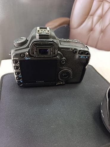 canon eos 2000d: Satilir 650 m EOS 5D Mark 2 — 8