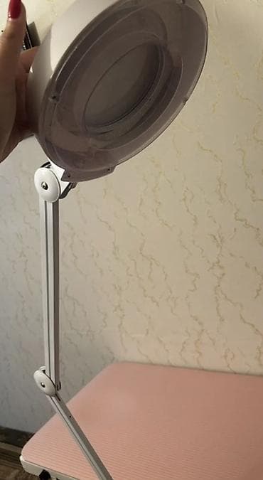 stolustu işıq: LED işıqlandırmalı böyüdücü lampa - Çevik, çoxbucaqlı tənzimlənən — 1