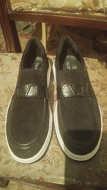 Salam 42 razmerdi 45 AZN Almışam geynilməyib satıram Korogluda qaliram lalafo.az -da Salam 42 razmerdi 45 AZN Almışam geynilməyib satıram Korogluda qaliram