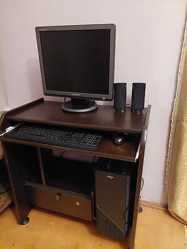 Masaüstü kompüterlər və iş stansiyaları: Komplekt stolüstü kompüter dəsti Tərkib: - Samsung SyncMaster 931bw — 2