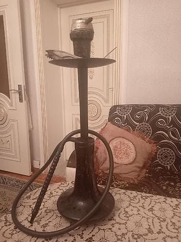 Nargilə komplekti – qara rəng Xüsusiyyətlər: - Klassik şüşə kolba və