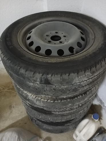 melber disk teker: Disk təkər 215/65/16 qabag 2teker təzədi 2si işlənmis 4denede kalpakt — 1