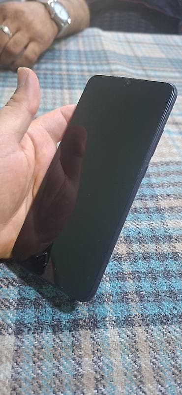 kredit telfonlar: Redmi 9A, 128 GB, rəng - Qara, Sensor, Barmaq izi, Face ID — 6