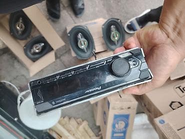 Pioneer avtomobil audio dəsti Tərkib: - Pioneer avtomagnetola (1DIN)