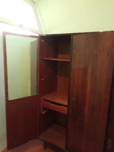 İşlənmiş, 3 qapılı, Güzgülü, Qəhvəyi, Taxta, Açılan, Düz dolab — 3