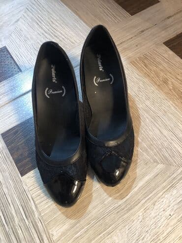 Tuflilər, Ölçü: 38, rəng - Qara, İşlənmiş