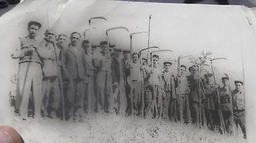 pul and bear: Kişi geyim dəsti – 3 fərqli üst geyim və 3 şalvar 1) Bordo bomber — 3