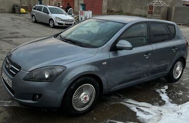 опель зафира а: Kia Ceed: 1.6 l | 2007 il Hetçbek — 2
