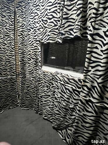 mikrorayon kiraye evler: Geniş və işıqlı otaqlardan ibarət mənzil. Taxta döşəmələr, hündür — 19