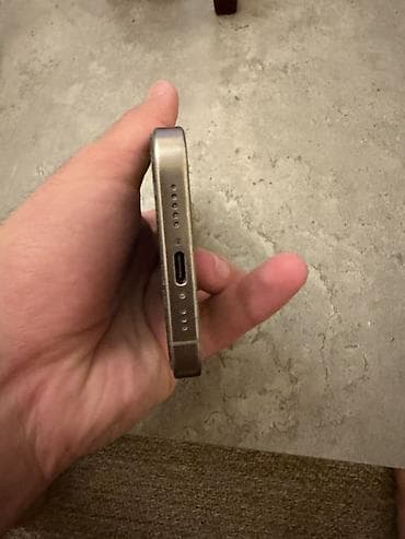 ipad 4 mini: IPhone 15 Pro, Natural Titanium, Face ID — 3