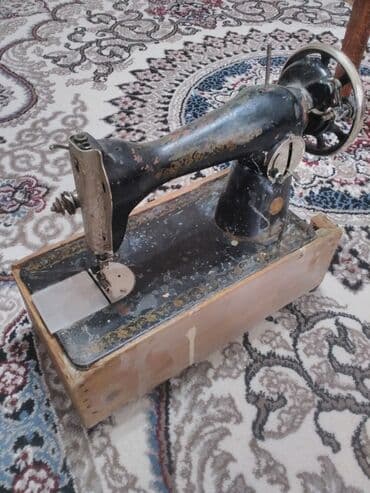 qədimi qəpiklər: Tikis maşını ela vəziyyətdədir.problemi yoxdur. Köhnə tip mexaniki — 2