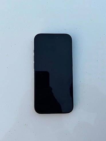 92: IPhone 15, 128 GB, Face ID — 1