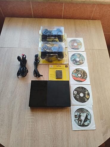 injustice 2: PS2 slim tam komplekt 2 joystik,1 memory card,5 oyun disk lazer işlək — 2