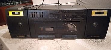 Mikrofonlar: Panasonic portativ musiqi mərkəzi – klassik “boombox” tipli model — 1