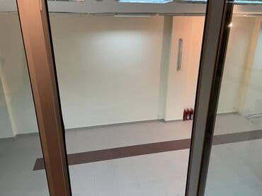 офисы в бизнес центре аренда: 28 may metrosunun yaxınlığında amerika sefirliyinə yaxın 260 kv sahəsi — 4