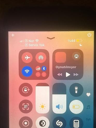 iphone se ekran: IPhone SE 2020, Qara, Barmaq izi — 6